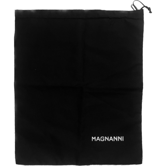 𝅺🆕 Magnanni- Black canvas dust bag 14”x11.5” - Picture 1 of 1